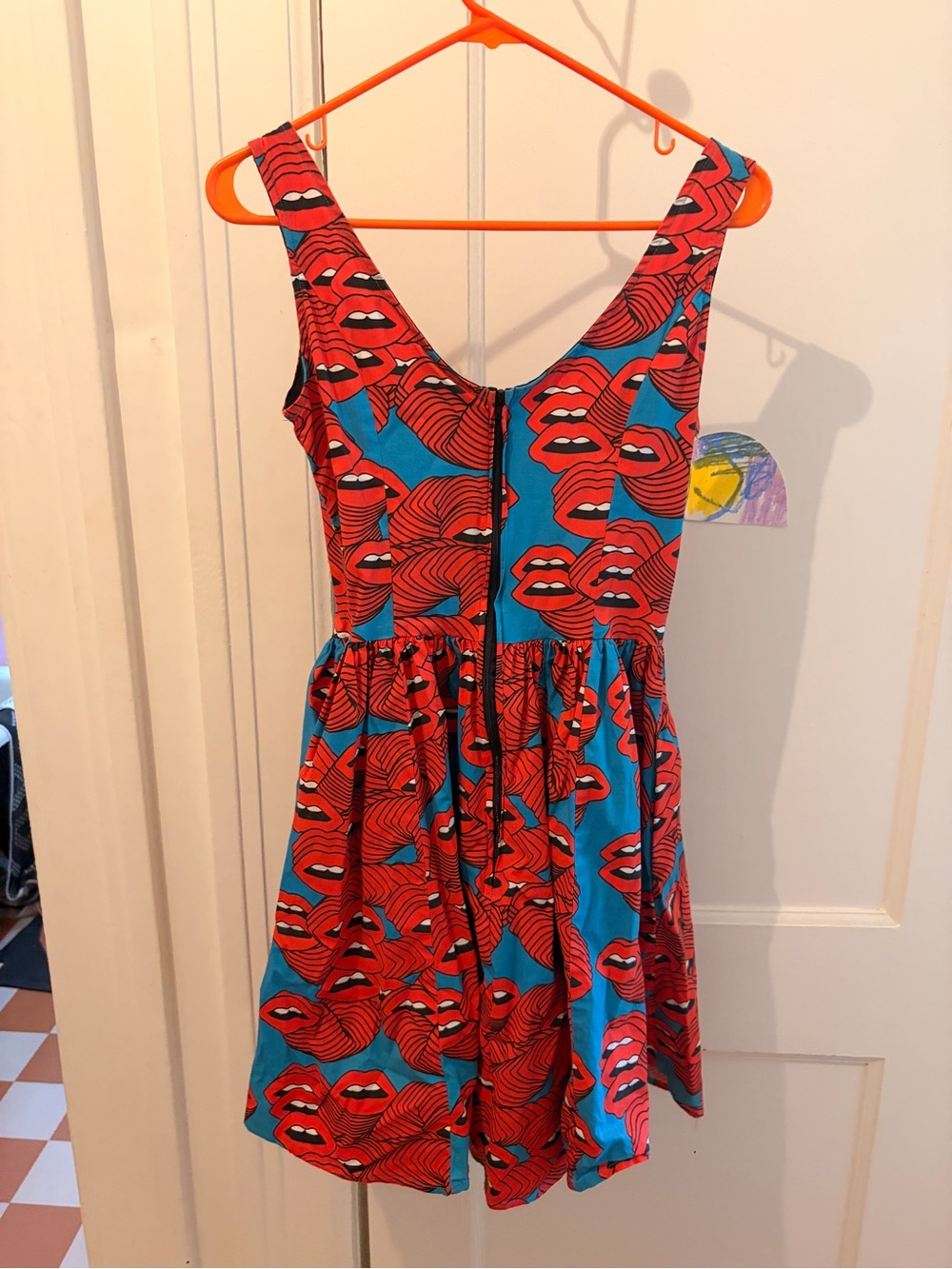Nooworks Blue Dress with Red Lip Print - Picture 3 of 3